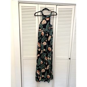 Lulu's botanical print cross-back maxi dress